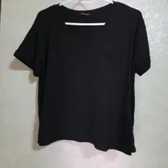 INGNI Vネック ポケットTシャツ ブラック Mサイズのサムネイル