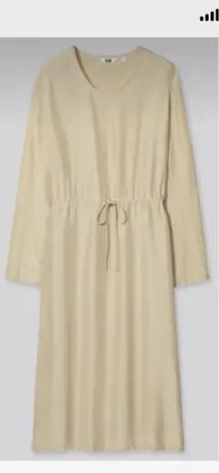 ユニクロシャイニーレーヨンワンピース