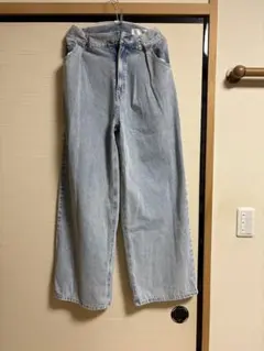 新品未使用　LAKOLE ウエストフックデニムパンツ ライトブルー Mのサムネイル
