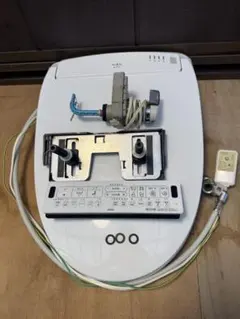 LIXILシャワートイレ PASSO CW-EA24AQC/BN1 ホワイトのサムネイル