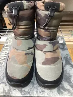 Item thumbnail for item 94253662-0017-4e3d-ad36-75e0a88ebe01