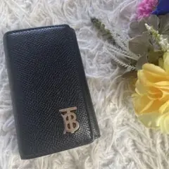 Burberry ブラック レザー キーケース