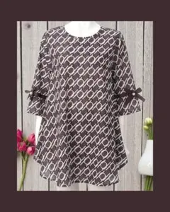 袖リボンの七分袖ジョーゼットドット柄チュニック（ブラウン）