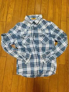 青と白　チェック柄　長袖シャツ