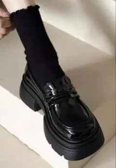 ブラック 厚底ローファー 合成皮革