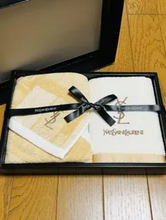 Yves Saint Laurent タオルセット　ハンドタオル