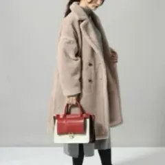 【美品　人気】ジーナシス　テディベアコート　ベージュ　フリーサイズのサムネイル