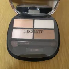 コスメデコルテ コントゥアリング アイシャドウ 017
