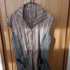 ストライプ 襟付き ベスト