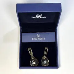 【美品】SWAROVSKI ドロップピアス パラレル デザートグロー