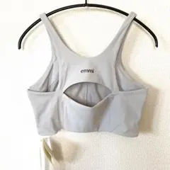 エミ バックオープン ブラトップ ヨガウェア 1 スポーツブラ エミヨガのサムネイル
