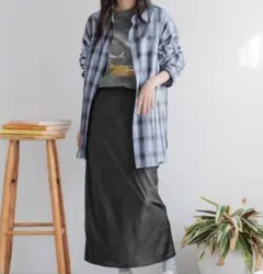 LOWRYS FARM　シワサテンナロースカート　ロングスカート　タイトスカートのサムネイル