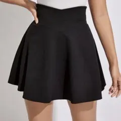 黒　ミニスカート