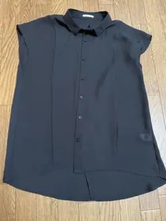 GU黒 ノースリーブ ボタンアップシャツ