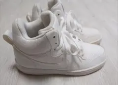 NIKE ホワイト スニーカー ハイカットのサムネイル