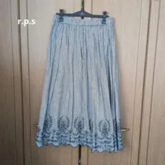 r.p.s ロングフレアースカート　M　ブラック系チェックのサムネイル