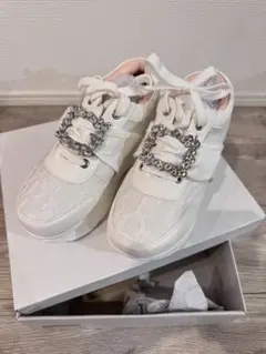 YOSUKE 厚底ビジューバックルスニーカー　 オフホワイト