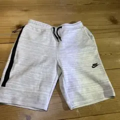 Nike ナイキ　テックフリース　ハーフパンツ