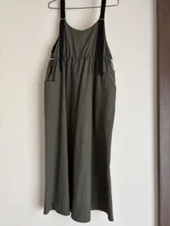 新品タグ付き✨ジャンパースカート　サロペットスカート　カーキ　M