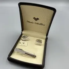 053 ネクタイピンとカフスボタンセット