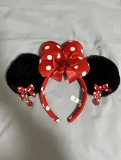 ディズニー　カチューシャ　ミニー　イヤリング
