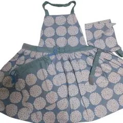 ハンドメイド　キッズ　エプロン　サークルフラワー　140～150　女の子