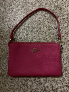 COACH ピンク レザー ポーチ