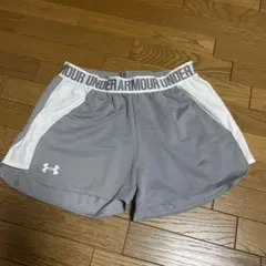 新品未使用　Under Armour アンダーアーマー ショートパンツ MD