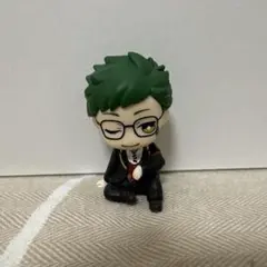 ツイステッドワンダーランド トレイ・クローバー 肩ズンフィギュア