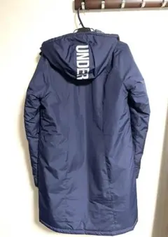 定価22000円 アンダーアーマー ベンチコート レディース MD 中綿 ダウン