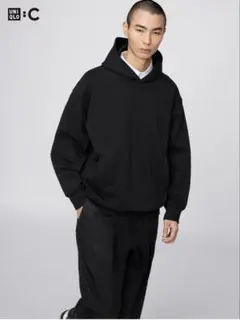ユニクロ　スウェットオーバーサイズプルパーカ　M 黒