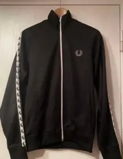 FRED PERRY ブラック トラックジャケットのサムネイル