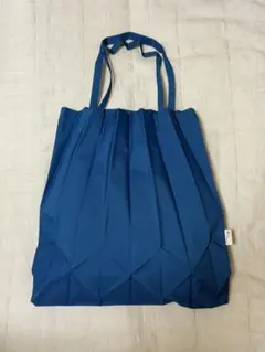 2026年最新】プリーツ バッグ イッセイミヤケの人気アイテム - メルカリ