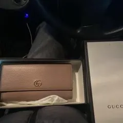 GUCCI ピンクレザー 長財布
