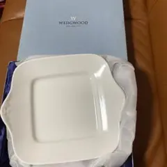WEDGWOOD ウェッジウッド　お皿　28cm×24cmのサムネイル
