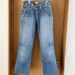 Yanuk ライトブルーデニムフレアパンツ