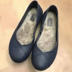 Crocs ネイビー フラットシューズ