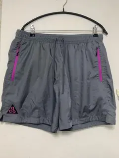 NIKE ACG ショートパンツ グレー Mのサムネイル