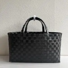 Item thumbnail for item cf56b402-a1d1-4dad-bfa4-80a8fddd0203