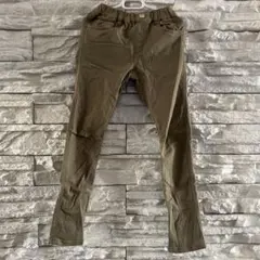 オリーブ色ロングパンツ ウエストゴム　130