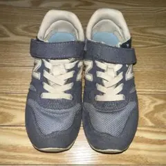 ニューバランス　キッズスニーカー 18,5センチ