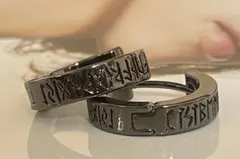 バイキング ルーン文字 ピアス 両耳用　VIKING RUNE