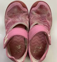 ニューバランス キッズ 水陸両用 サンダル ピンク 18cm