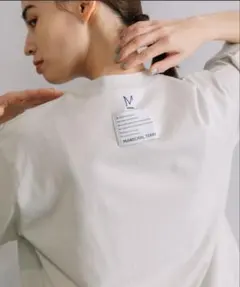 MARECHAL TERRE バックロゴプリントTシャツのサムネイル