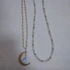 ネックレス2本セット　オーロラパーツとパールビーズ　ガラスビーズとパールビーズ