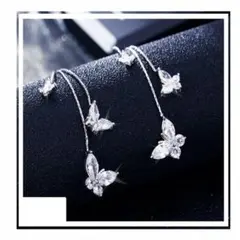 ピアス♡シルバー ゆれる♡蝶 ロング ダイヤ 可愛い お洒落 レディース 上品