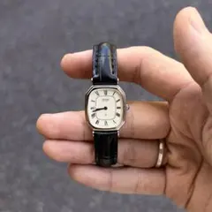 80s Vintage Seiko tank 腕時計 タンク ローマン文字盤 - メルカリ