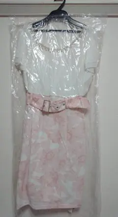 ☆新品・未使用・タグ付き☆ CECIL McBEE ワンピース