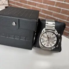 DIESEL メタリッククォーツ腕時計 10気圧防水