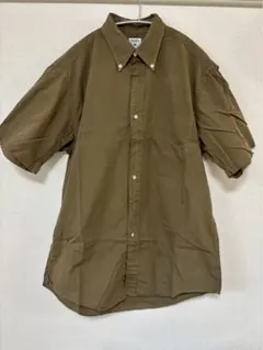 Brooks Brothers コットン ボタンダウンシャツ（オリーブ色）